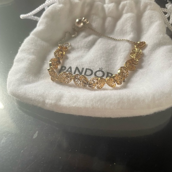 Pandora lot - Picture 3 of 8